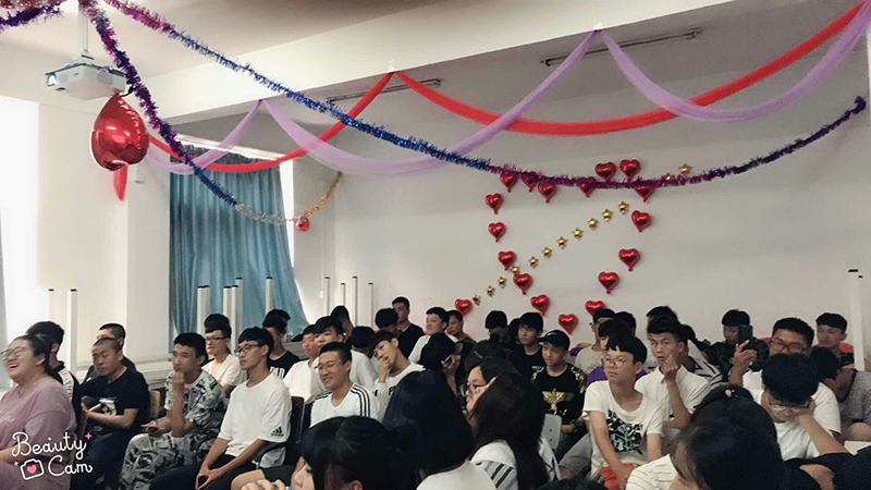 国庆小长假过后,北大青鸟昌平校区再迎入学高峰!